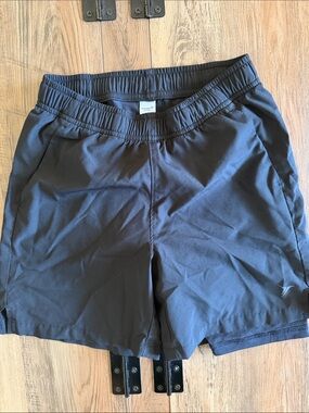 Old Navy Black Kids Athletic Shorts